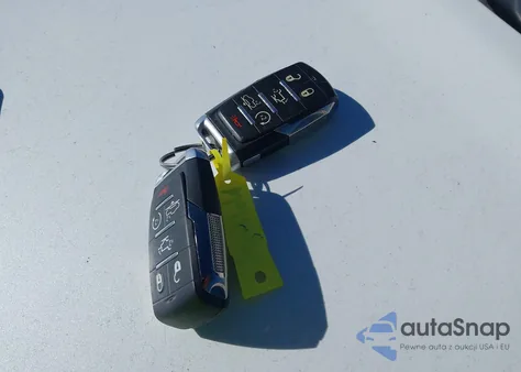 2021 Ram 1500 Limited 4X2 5'7 Box из США, поврежденный, VIN 1C6RREHTXMN794854